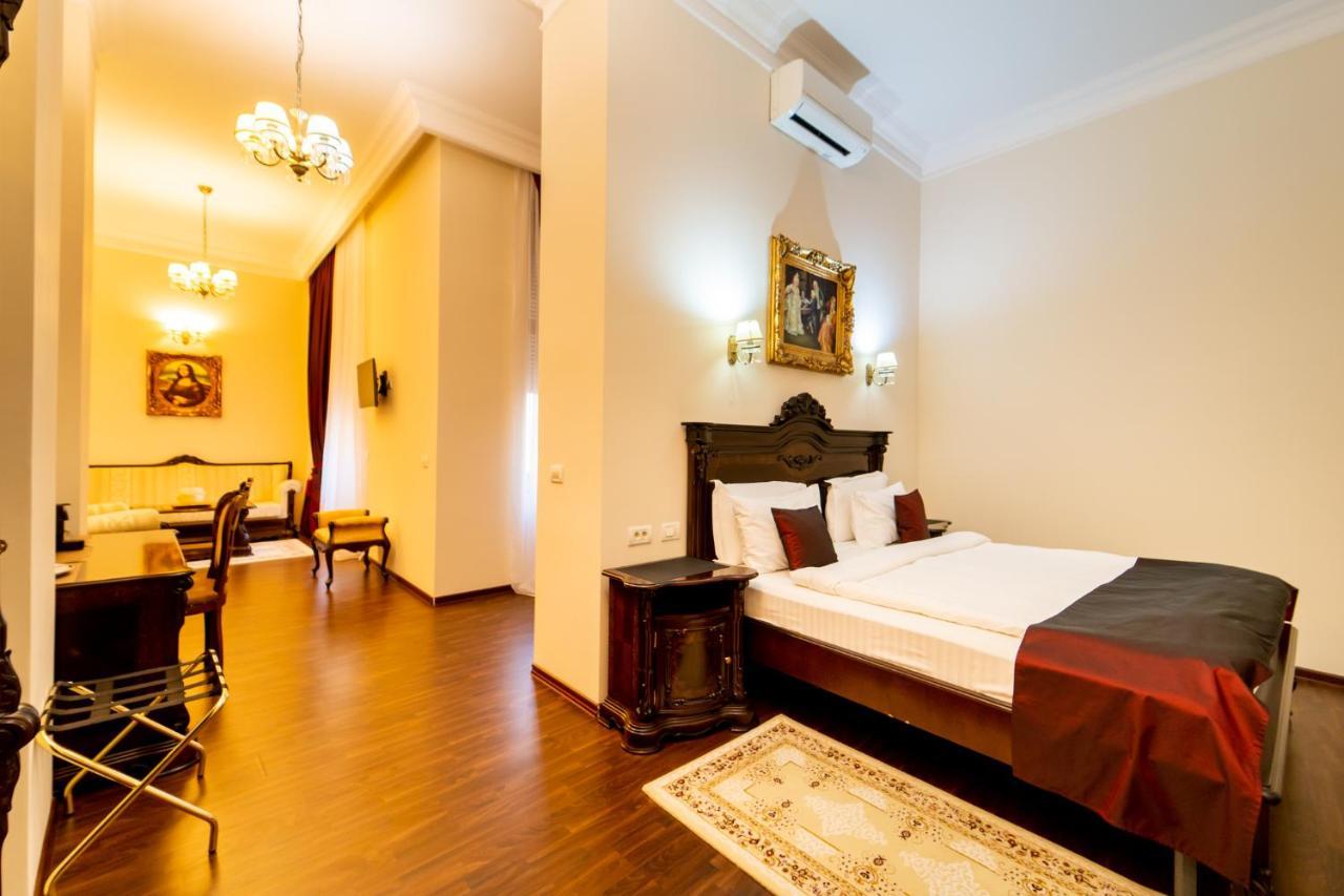 Maison d'hôtes Picasso Boutique 4*